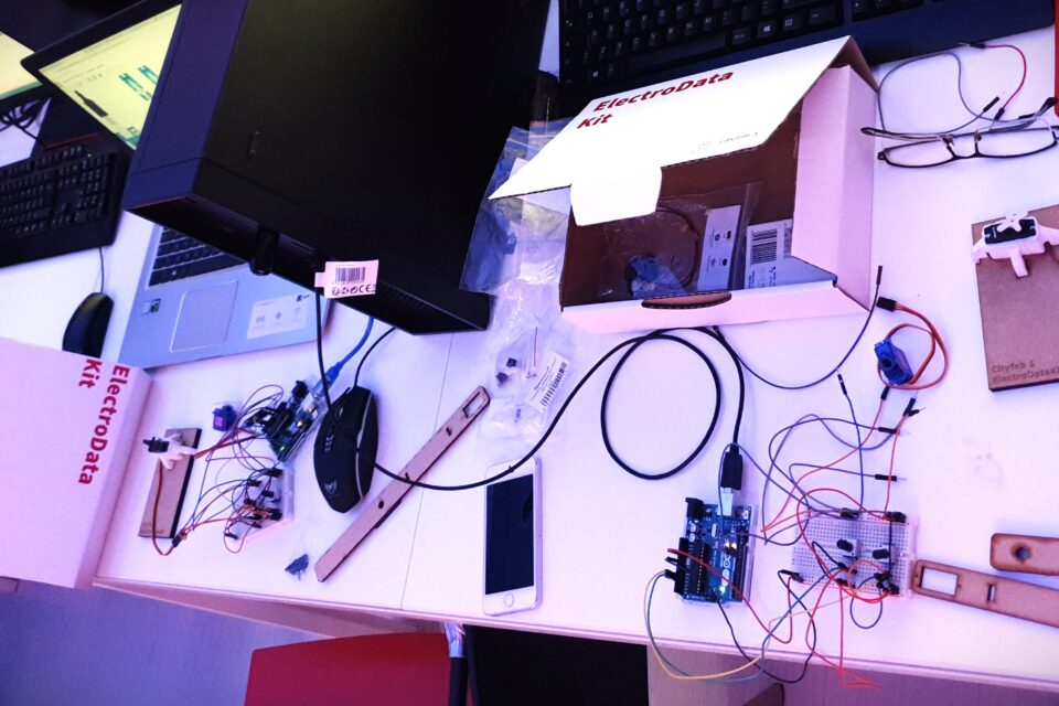 ElectroDataKit